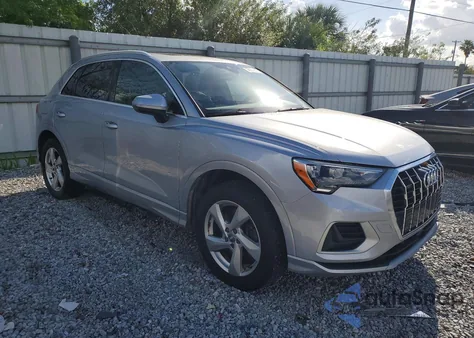 2020 Audi Q3 z USA, uszkodzony, nr VIN WA1AECF31L1028763